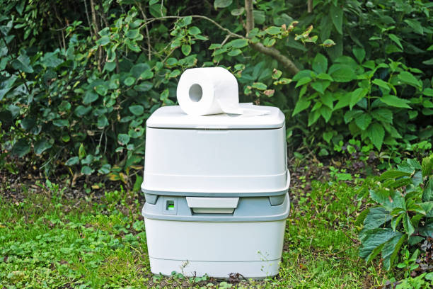Portable Toilet Options We Offer in Nellieburg, MS