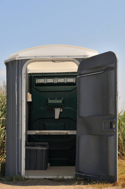Best Portable restroom trailer rental  in Nellieburg, MS